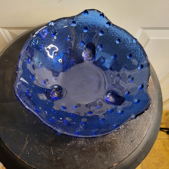 Hobnail Cobalt Blue Glass, 3 Footed, Vintage Bowl - Picture 4 of 9